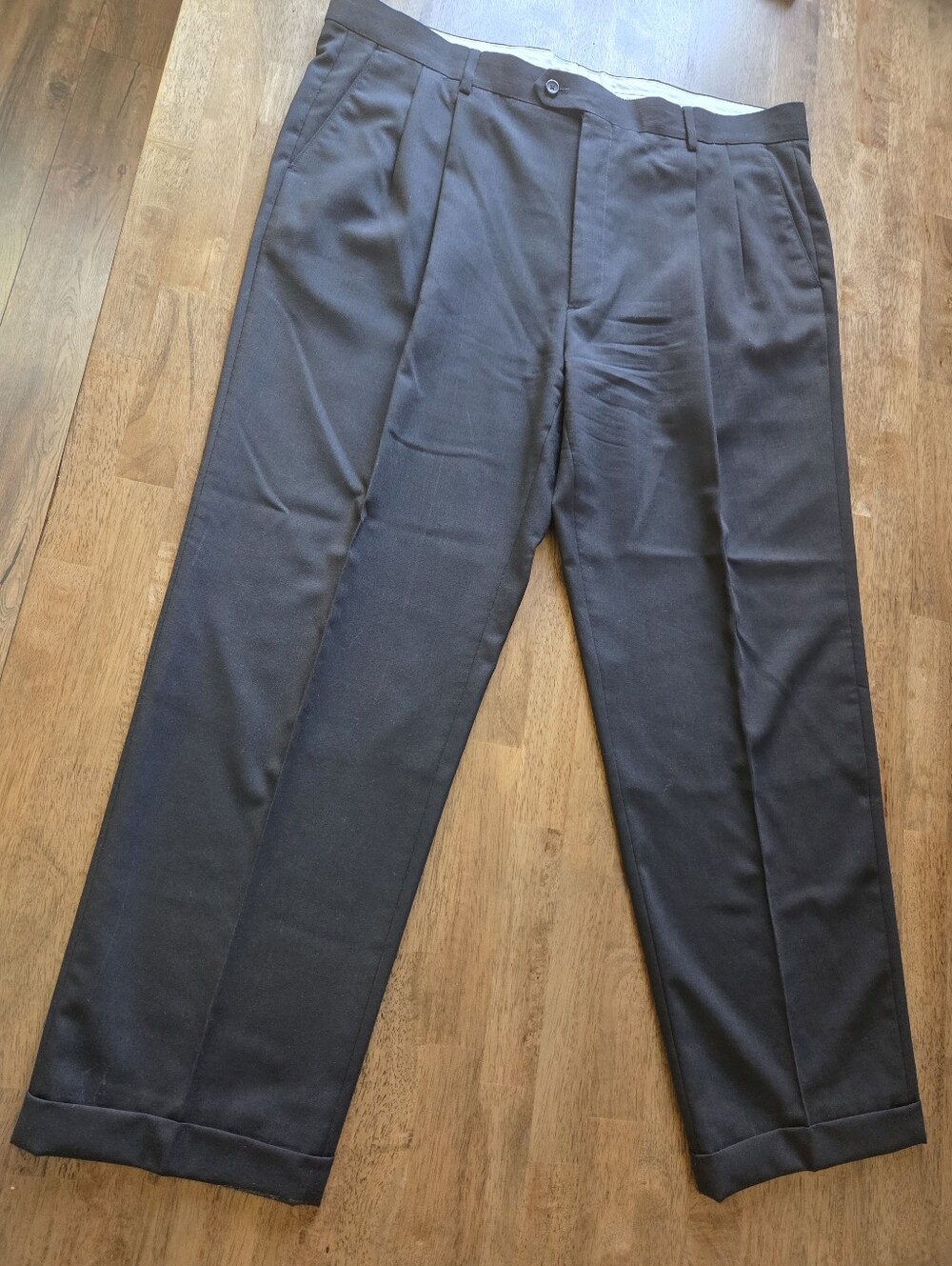 100% Wool Cuffed Pleated Dress Pants